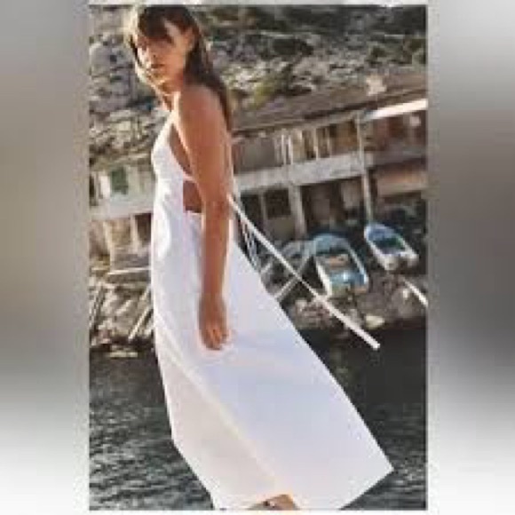Zara White Backless Maxi Dress - Picture 2 of 4